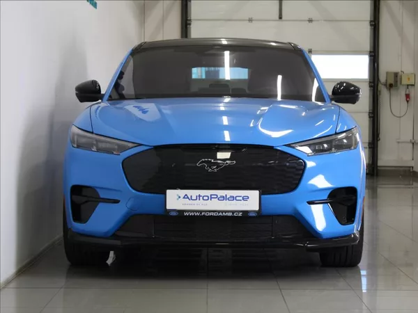Ford Mustang Mach-E 0,0 GT 487koní AWD 91kWh ČR - foto 2