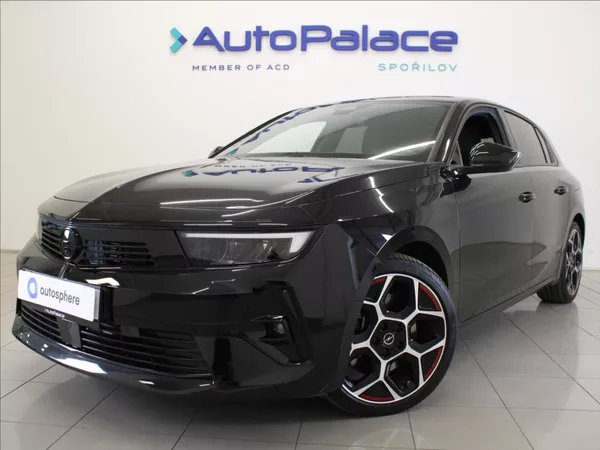 Opel Astra 1,6 PHEV 180k. GS-line 15tkm.