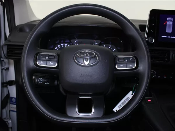Toyota ProAce City 1,5 D 75kW 102tkm. 1.maj.ČR - foto 7