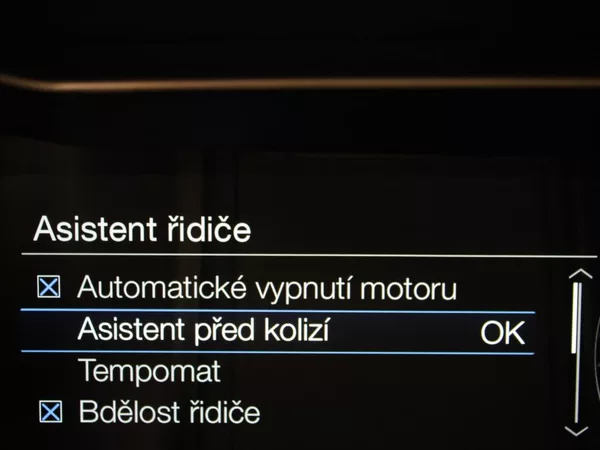 Ford Mustang 5,0 V8 331kW AT 26 700km! EU - foto 11
