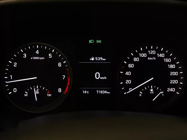 Hyundai Tucson 1,6 T-GDI 130kW 71tkm.2.maj.ČR - foto 24