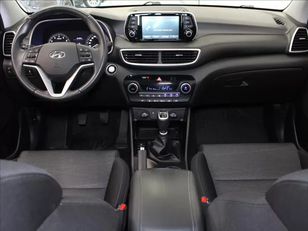 Hyundai Tucson 1,6 T-GDI 130kW 71tkm.2.maj.ČR - foto 8