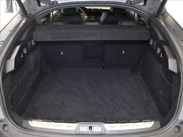 Peugeot 408 1,2 Hybrid 145k. GT-line 32tkm - foto 22