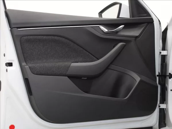 Škoda Kamiq 1,0 TSi DSG Style 5L-Zár.29tkm - foto 14