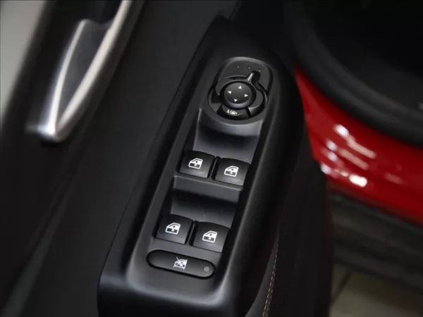 Alfa Romeo Tonale 1,5 Hybrid 160k. Veloce 32tkm. - foto 18