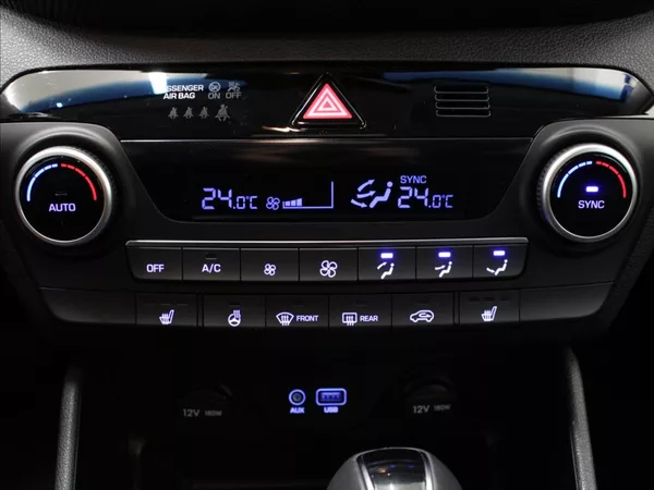 Hyundai Tucson 1,6 T-GDi 130kW AT 46tkm! ČR - foto 16