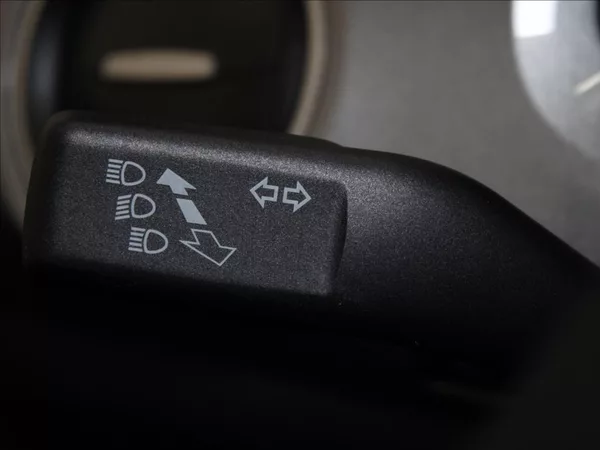 Škoda Citigo 1,0 i 55kW AT 29 600km! 1.maj. - foto 16