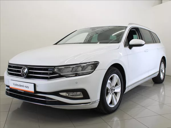 Volkswagen Passat 2,0 TDi DSG Elegance 62tkm.ČR