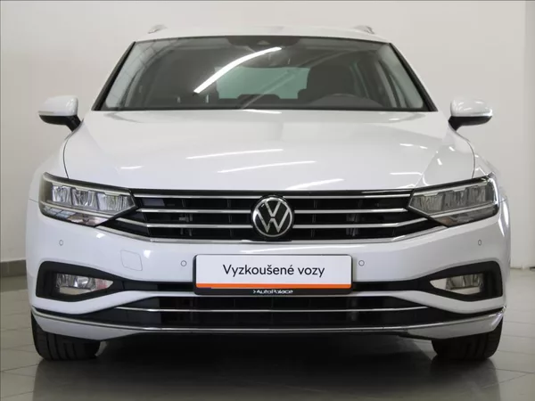 Volkswagen Passat 2,0 TDi DSG Elegance 62tkm.ČR - foto 2