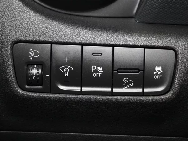 Hyundai Kona 1,0 T Kamera Senzor 1.maj ČR - foto 16