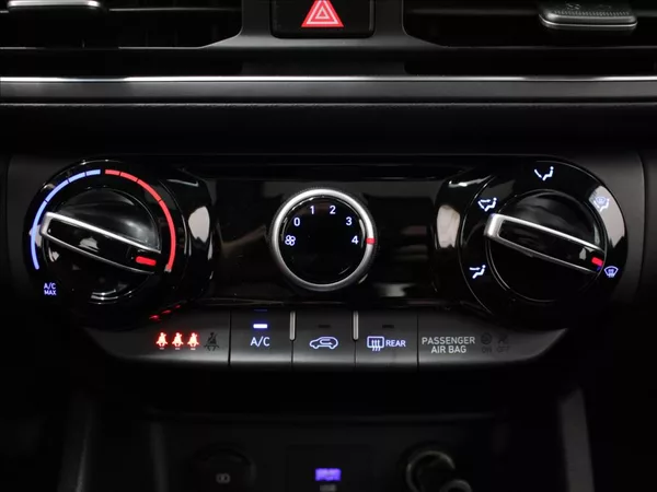 Hyundai Kona 1,0 T Kamera Senzor 1.maj ČR - foto 19