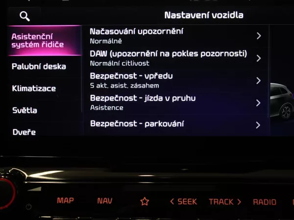 Kia XCeed 1,5 T-GDi 117kW AT Záruka 1.ma - foto 11