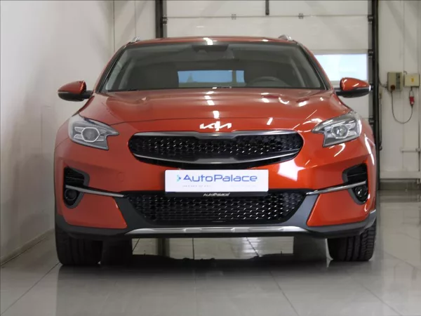 Kia XCeed 1,5 T-GDi 117kW AT Záruka 1.ma - foto 2
