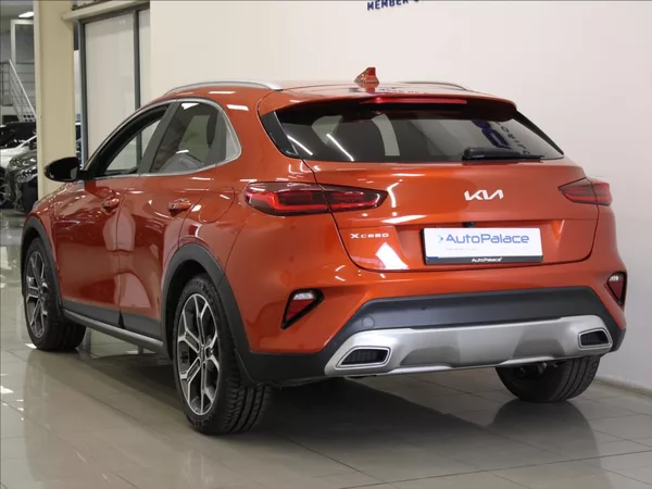 Kia XCeed 1,5 T-GDi 117kW AT Záruka 1.ma - foto 3