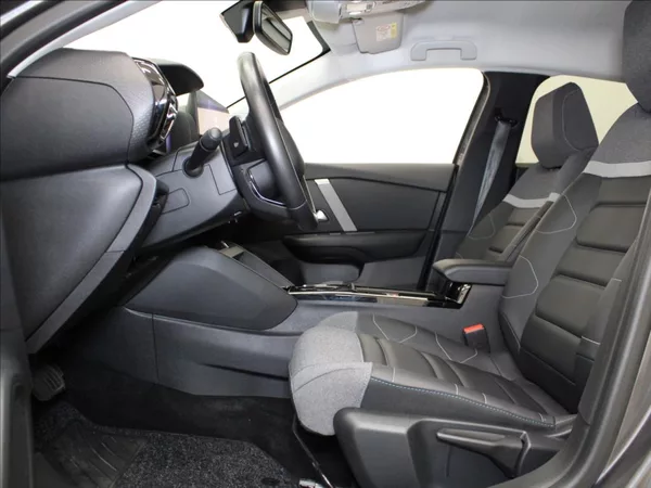 Citroën C4 1,2 PT 96kW AT Max - foto 6