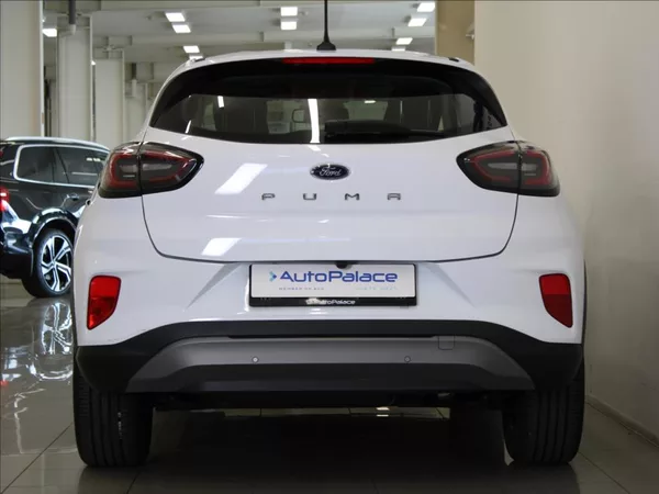 Ford Puma 1,0 EB 125k. AT Titanium 20tkm - foto 4
