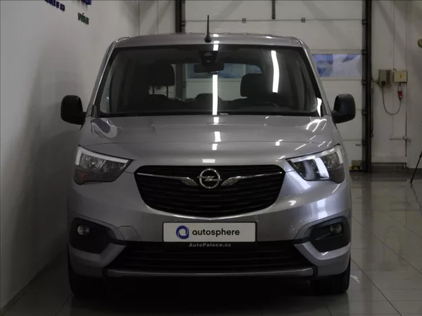 Opel Combo 1,2 Turbo 81kW LONG 7-míst ČR - foto 2