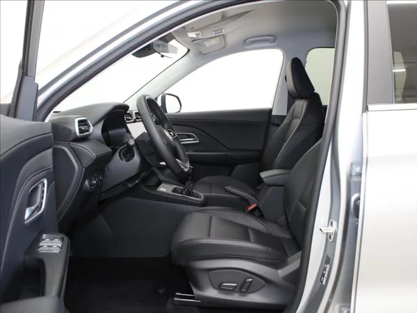 MG ZS 1,5 i 85kW Elegance 6970km. ČR - foto 6