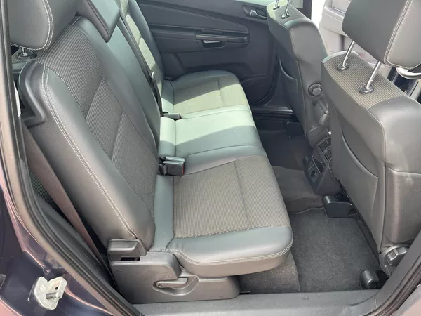 Opel Zafira 1.8 i Cosmo Automat 7 Míst - foto 15