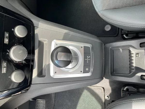 Opel Zafira 1.8 i Cosmo Automat 7 Míst - foto 19