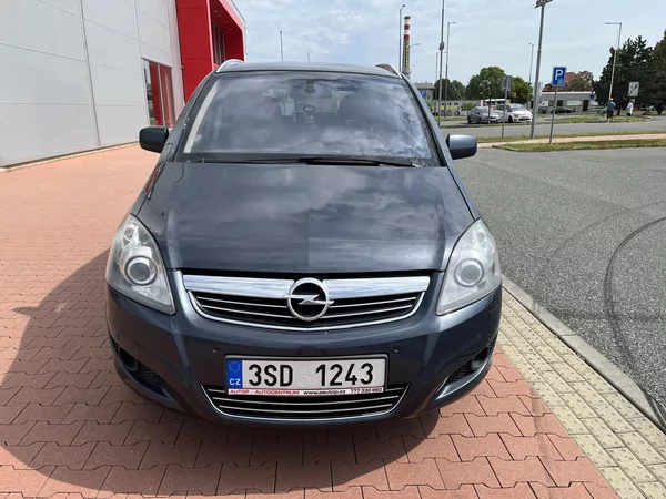Opel Zafira 1.8 i Cosmo Automat 7 Míst - foto 3