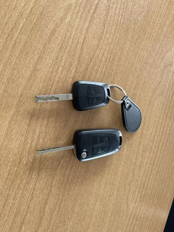 Opel Zafira 1.8 i Cosmo Automat 7 Míst - foto 32