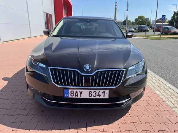 Škoda Superb 2.0 TDi DSG Style Plus - foto 3