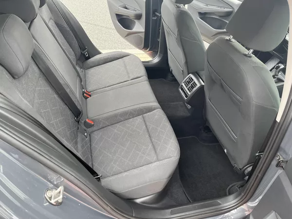 Volkswagen Golf 1.5 TSi 110 kW ČR - foto 14