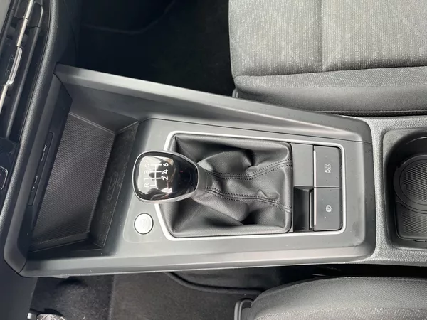 Volkswagen Golf 1.5 TSi 110 kW ČR - foto 21