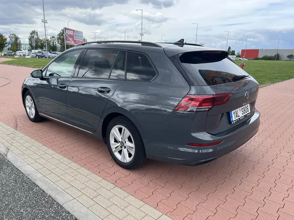 Volkswagen Golf 1.5 TSi 110 kW ČR - foto 7