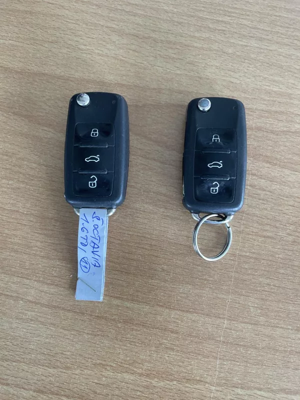 Škoda Octavia 1.6 TDi Elegance - foto 29