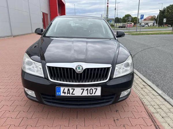 Škoda Octavia 1.6 TDi Elegance - foto 3
