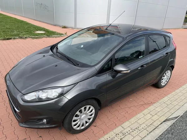 Ford Fiesta 1.25 i ČR - foto 26