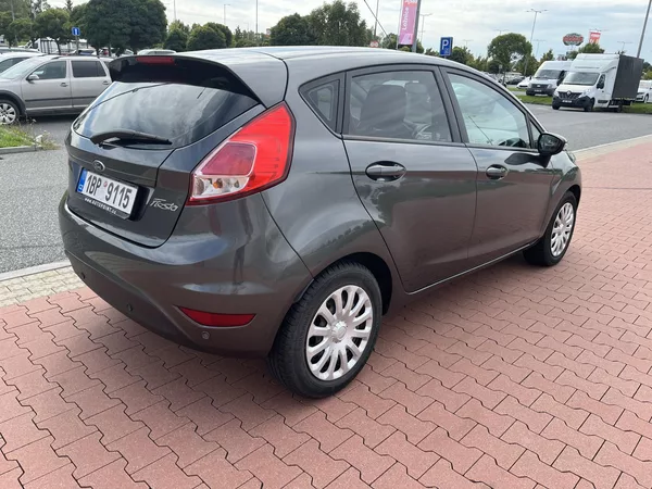 Ford Fiesta 1.25 i ČR - foto 5