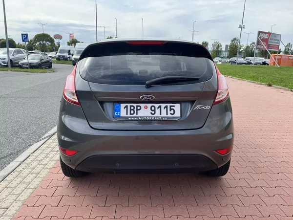 Ford Fiesta 1.25 i ČR - foto 6