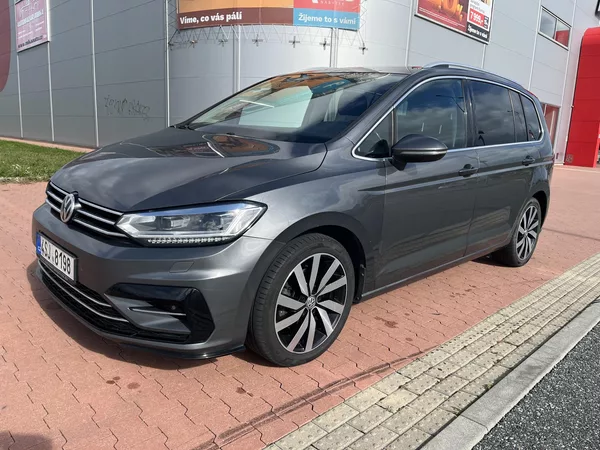 Volkswagen Touran 1.4 TSi R-Line Highline 110 kW