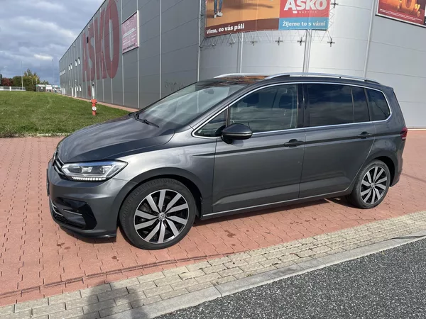 Volkswagen Touran 1.4 TSi R-Line Highline 110 kW - foto 2