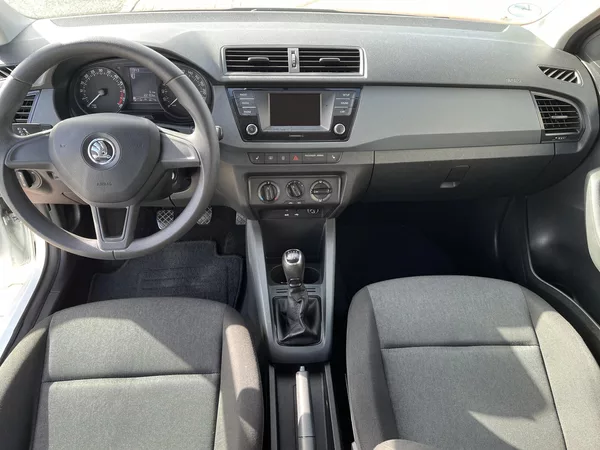 Škoda Fabia 1.4 TDI Red & Grey 1.Majitel - foto 13