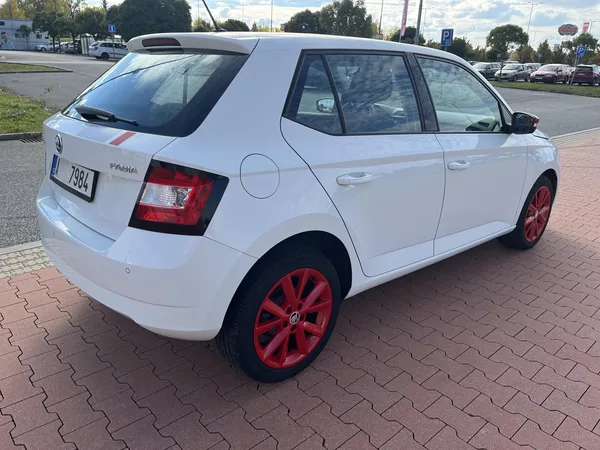 Škoda Fabia 1.4 TDI Red & Grey 1.Majitel - foto 6