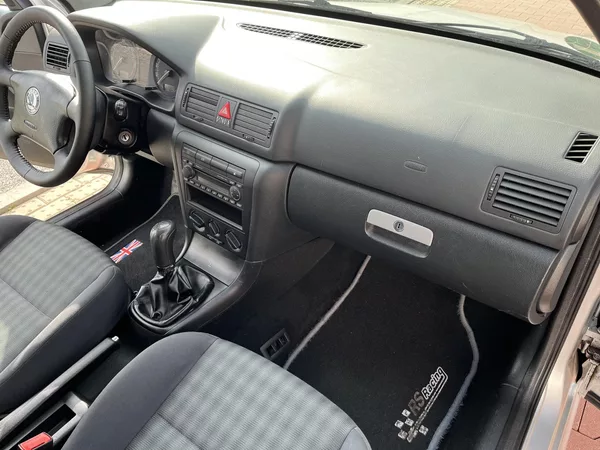 Škoda Octavia 1.9 TDi Tour - foto 15
