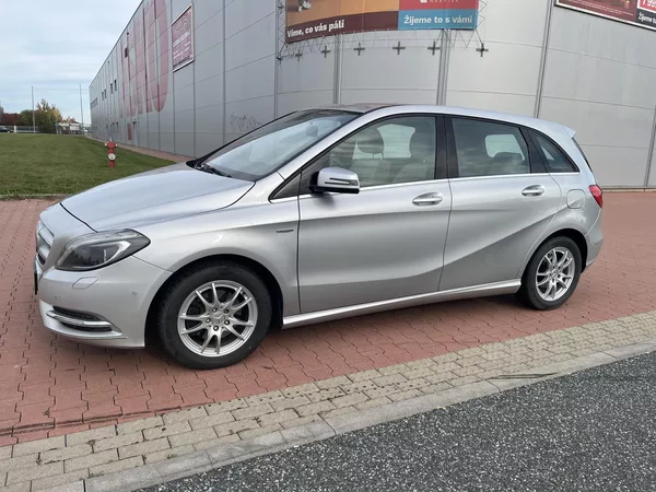 Mercedes-Benz Třídy B 180 CDi ČR - foto 2