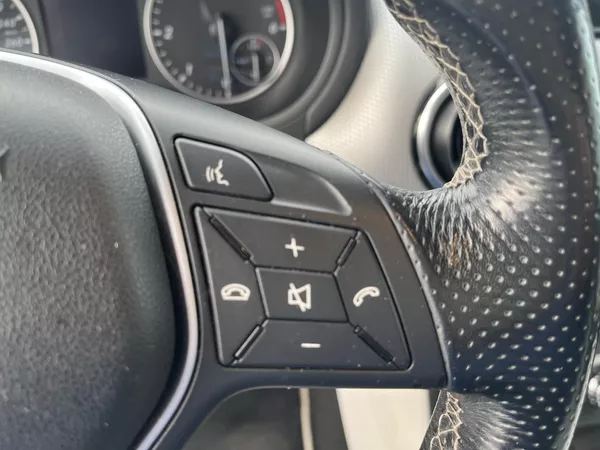 Mercedes-Benz Třídy B 180 CDi ČR - foto 21
