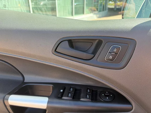 Ford Tourneo Connect 1.5TDCi 74kW*PO SERVISU*ČR* - foto 16