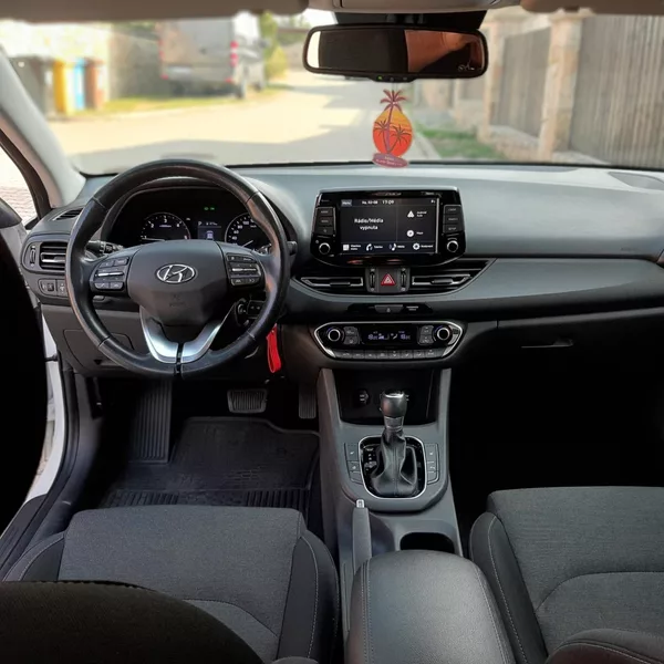 Hyundai i30 1.6 CRDI - foto 10