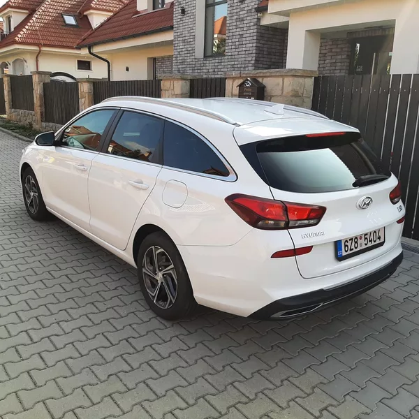 Hyundai i30 1.6 CRDI - foto 2