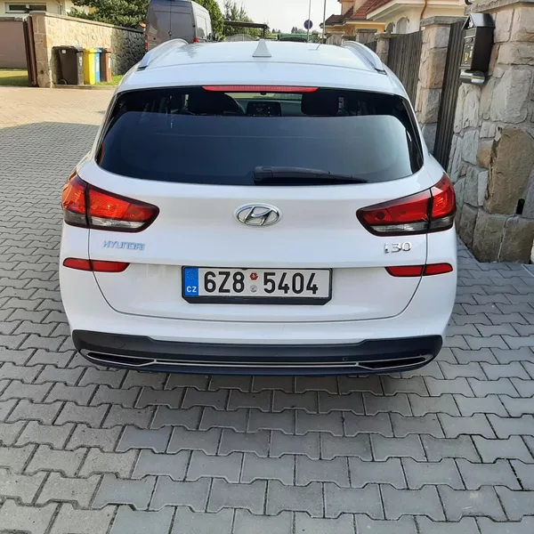Hyundai i30 1.6 CRDI - foto 4