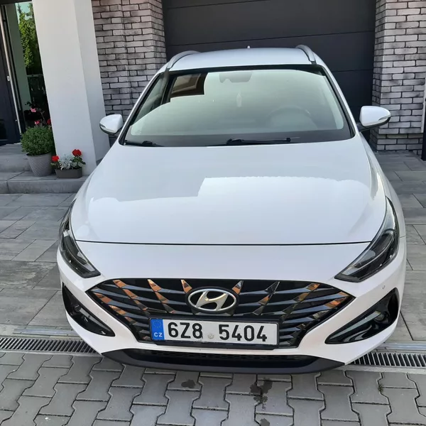 Hyundai i30 1.6 CRDI - foto 7