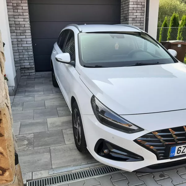Hyundai i30 1.6 CRDI - foto 8