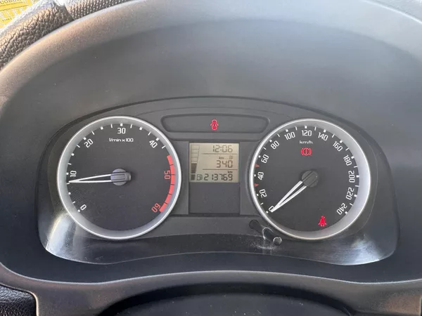 Škoda Fabia II 1.9TDI 77KW AMBITION - foto 12
