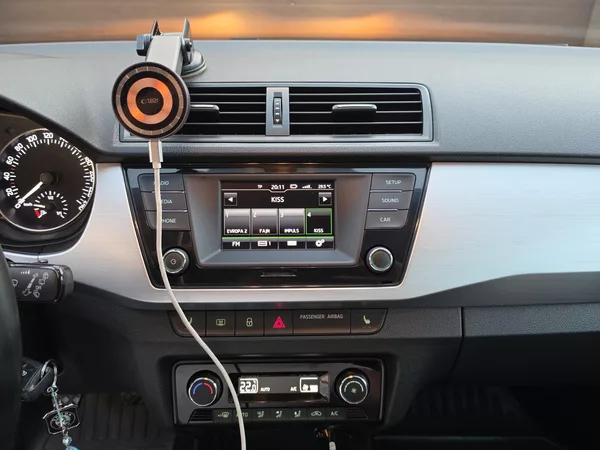 Škoda Fabia 1.4TDi 66kW*DRIVE*1.MAJ*TAŽNÉ* - foto 26